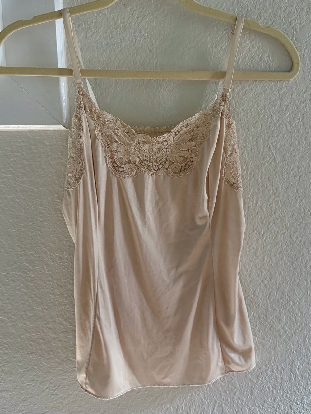 Vintage 70s Lace Cami Champagne Nylon Satin, Size S